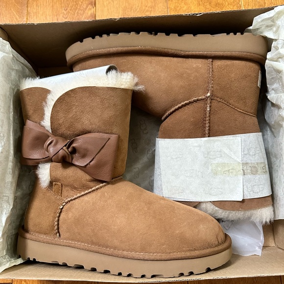 UGG Shoes - UGG BIW DAELYNN WINTER BOOTS